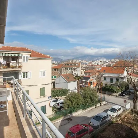 Grand View דירה